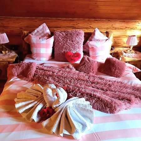 La Casute Bran Villa บราน ภายนอก รูปภาพ