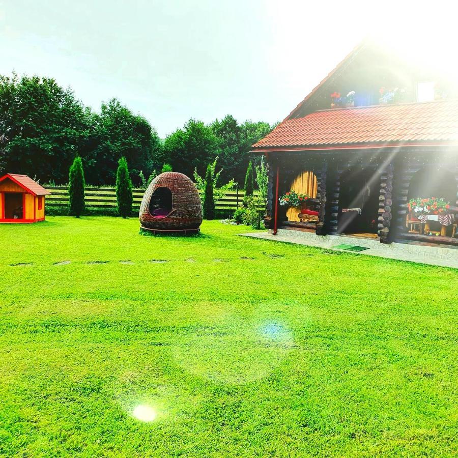 La Casute Bran Villa บราน ภายนอก รูปภาพ