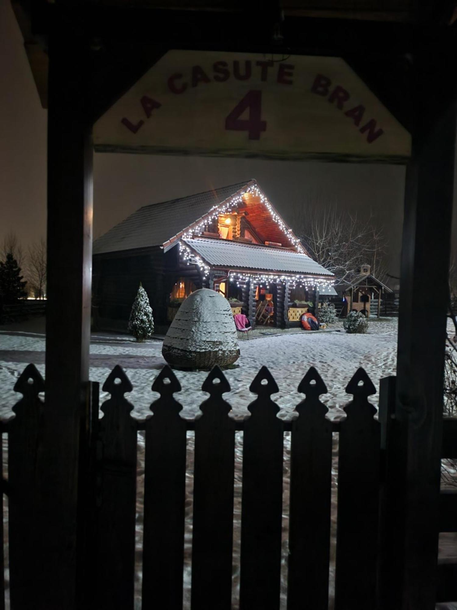 La Casute Bran Villa บราน ภายนอก รูปภาพ